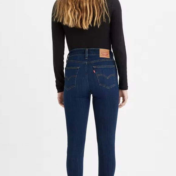 721 High Rise Skinny Women's Jeans in Dark Wash - Picture 3 of 4